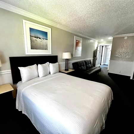 At Home Inn - Pensacola Ferry Pass Bagian luar foto