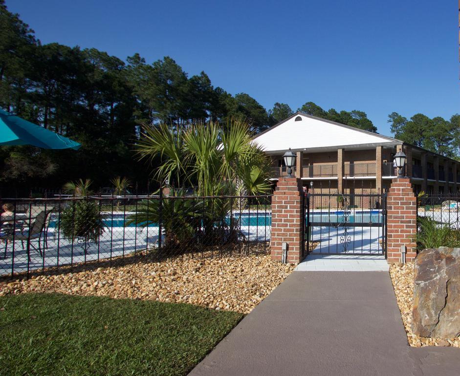 At Home Inn - Pensacola Ferry Pass Bagian luar foto